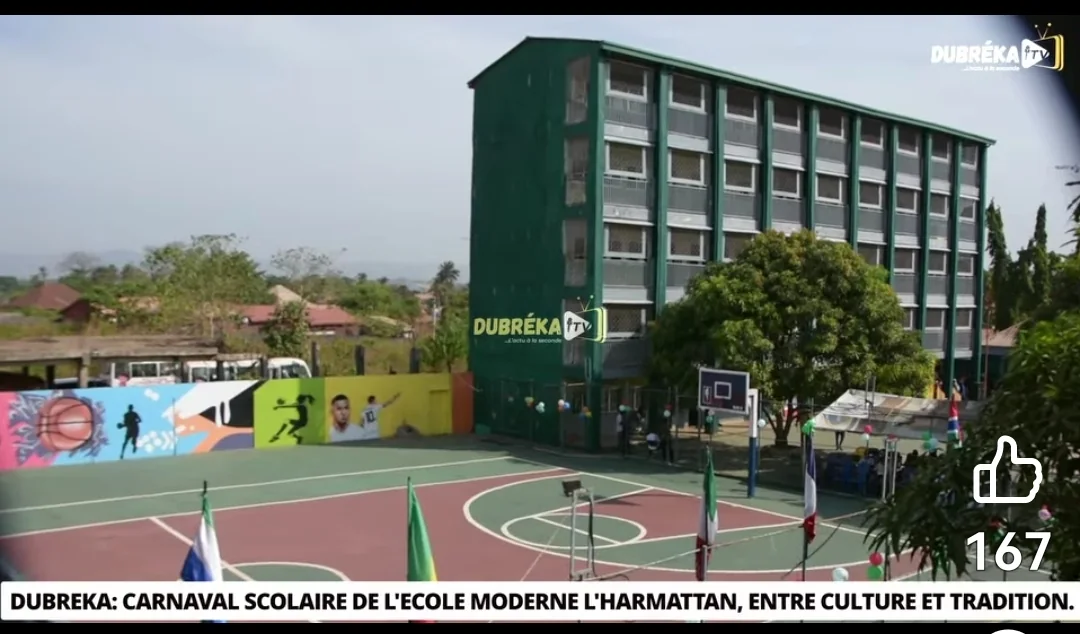Campus et terrain de sport